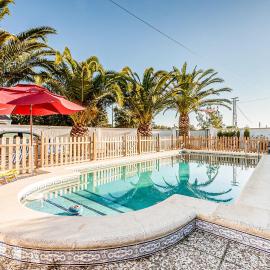 Awesome Home In Chiclana De La Fronter