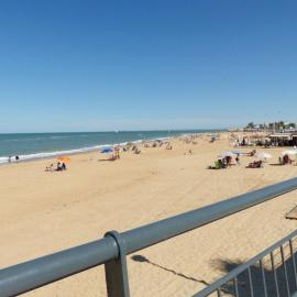 Apartamento en la playa cruz del mar chipiona, hotel u gradu Čipiona