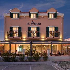 Luxury rooms il Ponte Trogir, hotel in Trogir