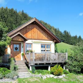 Holiday Home Landhaus Hubner by Interhome, hotel u gradu Grebming