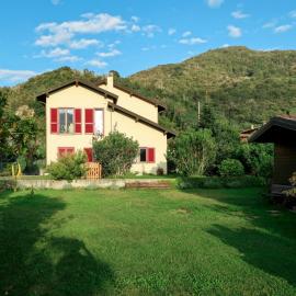 Apartment Il Ciliegio by Interhome, hotel in Maccagno Inferiore