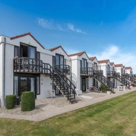 Apartment Isabelle with parking and shared pool by Interhome