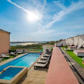 Apartment Melandura-10 by Interhome, hotel u gradu Dinjiška