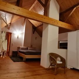 Eifelhof mit Obstbaumwiese, hotel a Nideggen