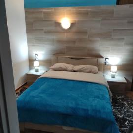 G M 5 ROOMS KENTRO in the heart of the city, hotel u gradu Larisa