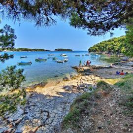 Mobile home - Fish huts and Orange huts with shared bathroom, hotel a Premantura