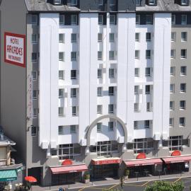 Hôtel Arcades, отель в Лурде