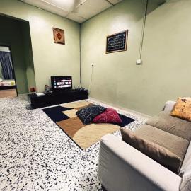 Arni Homestay - Geliga, hotel in Cukai