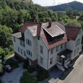 das weisse Haus am Fluss, hotel a Hahnenkopf