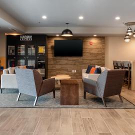 Candlewood Suites Enterprise by IHG, hotell sihtkohas Enterprise