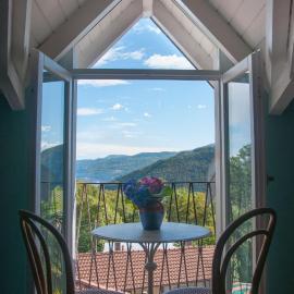 Casa della Musica, hotel in Verbania