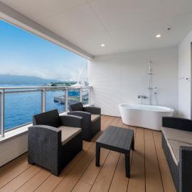 SEASIDE TERRACE SUN