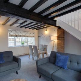 Donington Cottage Apt 8, hotel in Castle Donington
