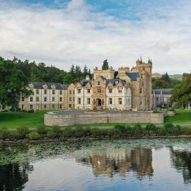 Cameron House on Loch Lomond, hotel v mestu Balloch