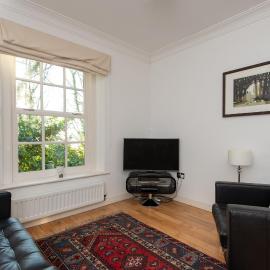 Apartment 4 The Grove