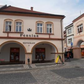 Penzion u České Koruny, hotel in Jičín
