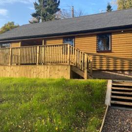 Blairgowrie Luxury 3 Bed Lodge with Hot Tub, hotel in Blairgowrie