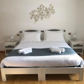 A DUE PASSI affittacamere - Ovaro, hotel u gradu Ovaro