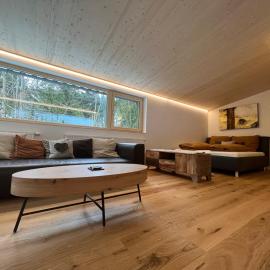 River Lodge: Dornbirn şehrinde bir otel