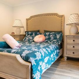 Glenfern English Cottage, historic and elegant, individual Self-Contained Apartment plus breakfast, hotel a Upwey