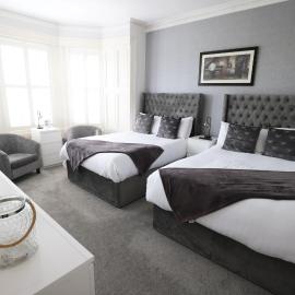 Mandalay, hotel in Portrush