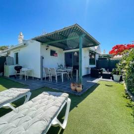 cozy & modern bungalow w/private garden bbq+wifi