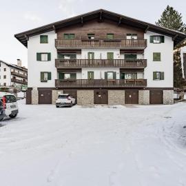 Cortina Comfort House, hotel i Cojana
