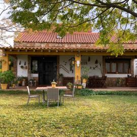 Casa Rural La Coscoja, hotel en Mérida