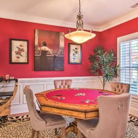 Upscale Home w/ Poker Room < 1 Mi to Golf!, hotel i Aiken