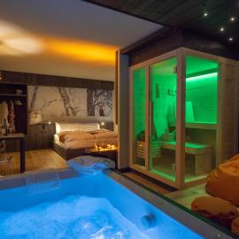 Teverone Suites & Wellness, hotel in Lamosano