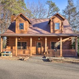 Bryson City Cabin w/ Private Hot Tub & Game Room