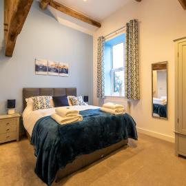 Caer Fedwen Barns Clwyd Cottage Two Bed, Barn Conversion with Private Hot Tub, hotel i Bodfari