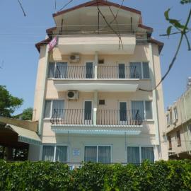 Cicek Hotel & Apartments
