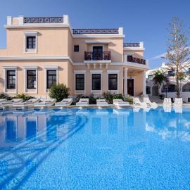 Veggera Beach Hotel, hotel em Perissa