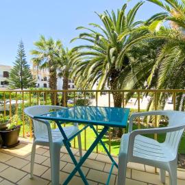 Charmoso apartamento em zona calma com piscina #1879