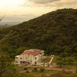 La Herradura Village, хотел в Мерло