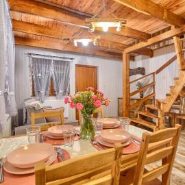Ostoja Bieszczady, hotel u gradu Lutoviska