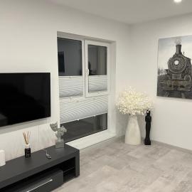 Amazing 2-Room Penthouse Cityview W13
