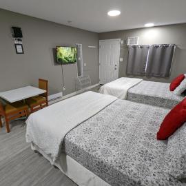 Riverside Motel & Suites, Hotel in Medicine Hat