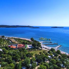 Holiday Centre Bi VIllage - Glamping and Mobile Homes Lavanda, hotel din Fažana
