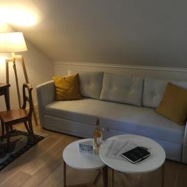 Charmante maison villageoise 5 personnes HappyDay Neuchâtel、サン・ブレーズのホテル