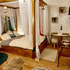 STUDIO DU VOYAGE GARE D AURAY, hotel in Brech
