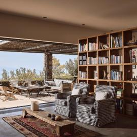 Aegina Retreat, hotell i Tzíkidhes