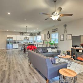 Stunning Clovis Home ~ 1 Mile to Old Town!