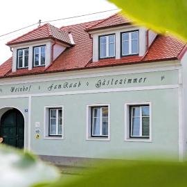 Weinhof & Gästezimmer Gregor Raab