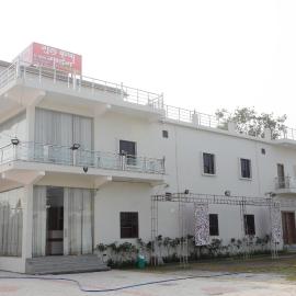 GURU KRIPA GARDEN, hotel in Govardhan
