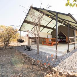 Etosha Safari Camping2Go, Hotel in Okaukuejo
