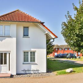 Ferienapartment-ruegen, hotel em Neddesitz