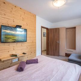 Apartment Anna Chopok South, Trangoska, 1100 m, hotel in Horná Lehota