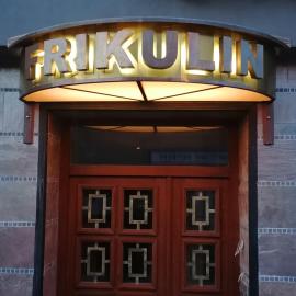 Frikulin、プロスチェヨフのホテル
